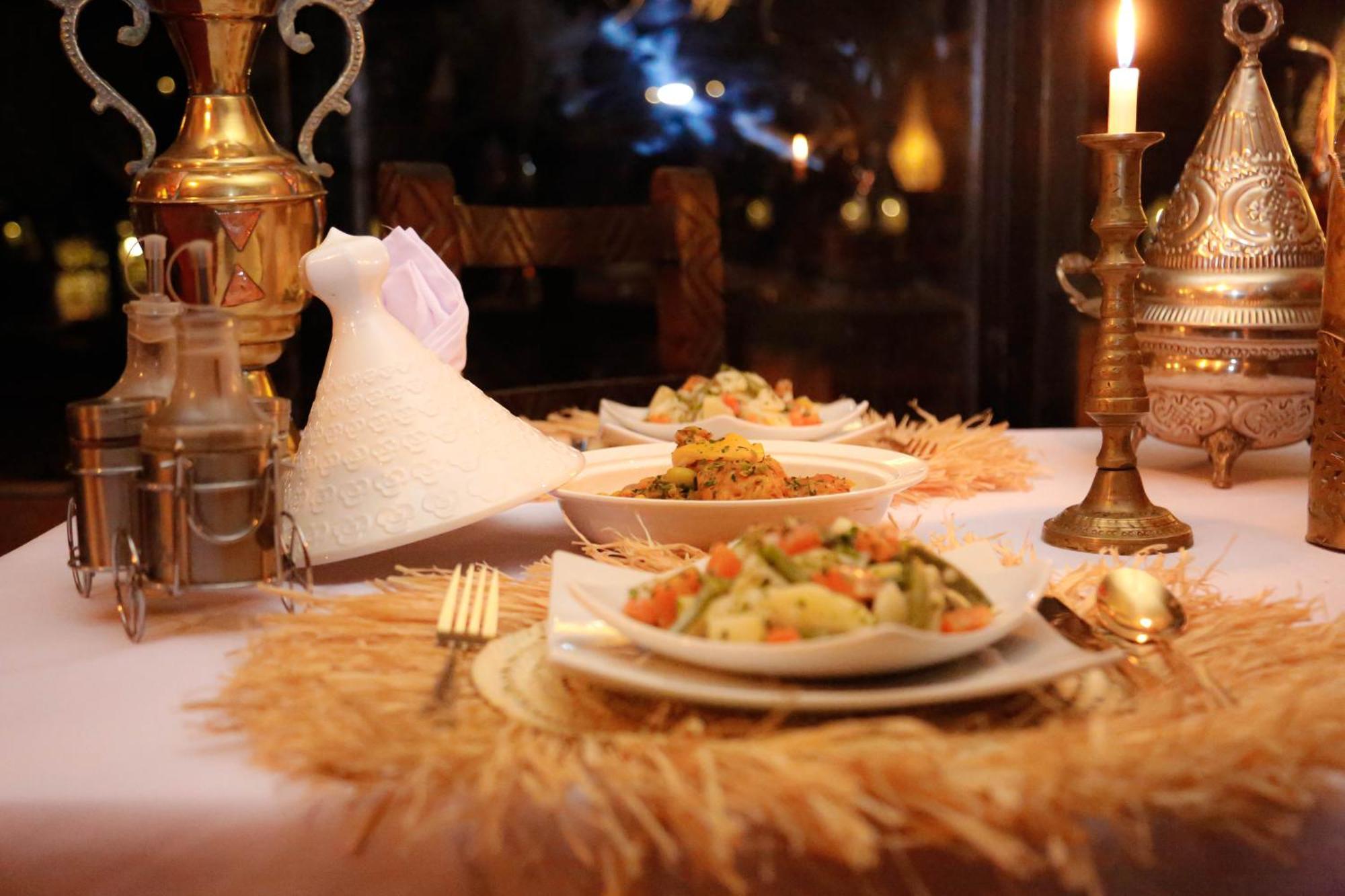 Young Luxury Camp Merzouga Esterno foto